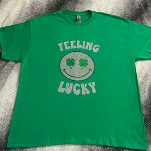 Feeling lucky graphic tee